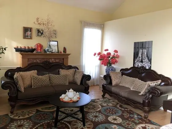 Queen Room 2 with Shared Bathroom