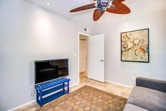 Ev (3 Bedrooms)