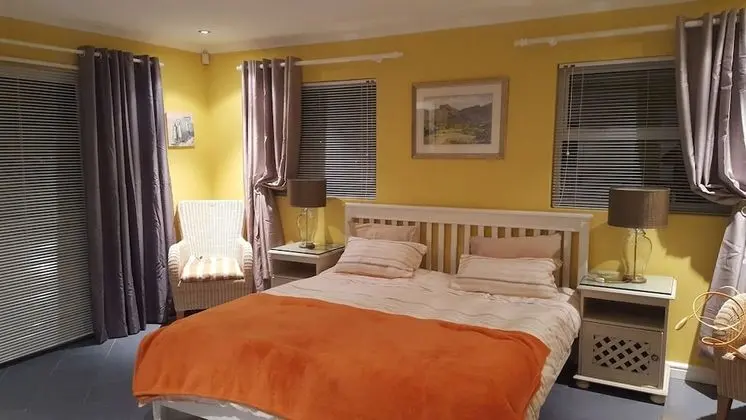 Ev, 2 Yatak Odası, Sigara İçilebilir, Veranda