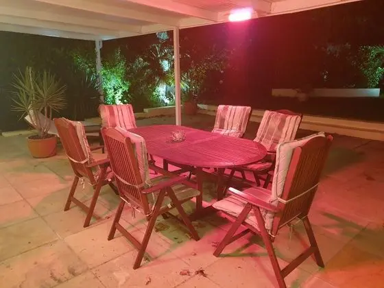 Ev, 2 Yatak Odası, Sigara İçilebilir, Veranda