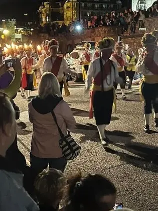 Kır Evi, 1 En Büyük (King) Boy Yatak