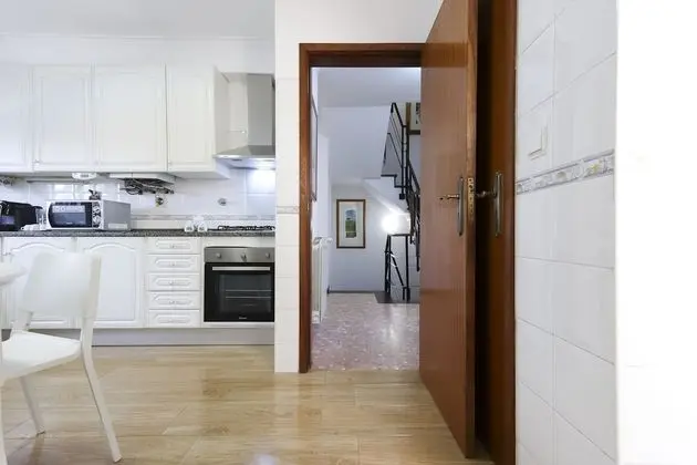 Tek Büyük Yataklı Oda, Ortak Banyo (3)