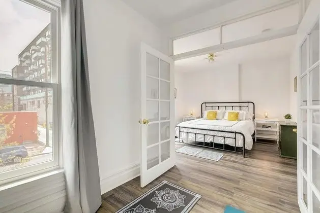 Ev, Birden Çok Yatak, Şehir Manzaralı (The Stiles Historical Estate by RiNo )