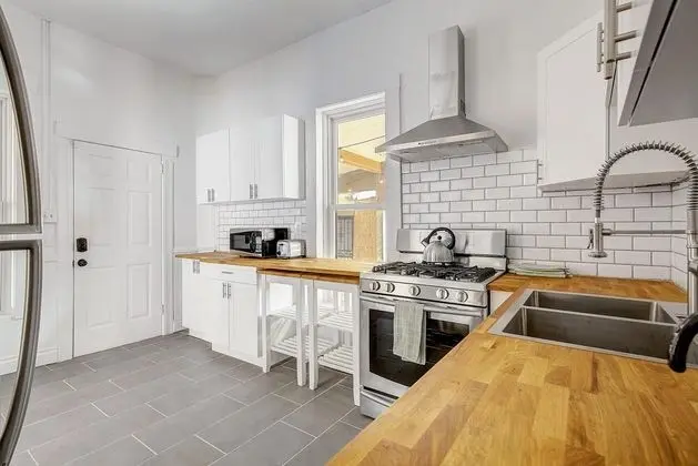 Ev, Birden Çok Yatak, Şehir Manzaralı (The Stiles Historical Estate by RiNo )