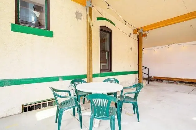 Ev, Birden Çok Yatak, Şehir Manzaralı (The Stiles Historical Estate by RiNo )