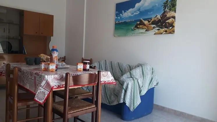 Apart Daire, 2 Yatak Odası, Sigara İçilebilir