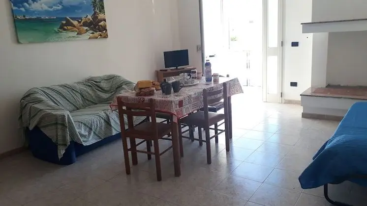 Apart Daire, 2 Yatak Odası, Sigara İçilebilir