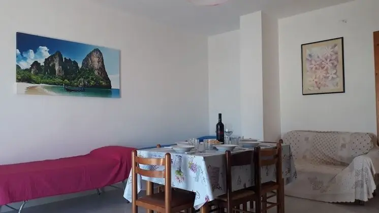 Apart Daire, 3 Yatak Odası, Sigara İçilebilir