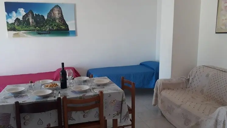 Apart Daire, 3 Yatak Odası, Sigara İçilebilir