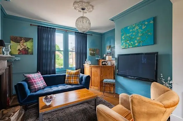 Ev (2 Bedrooms)