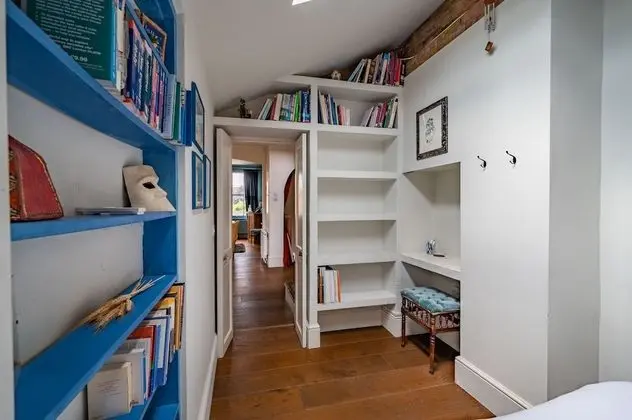 Ev (2 Bedrooms)