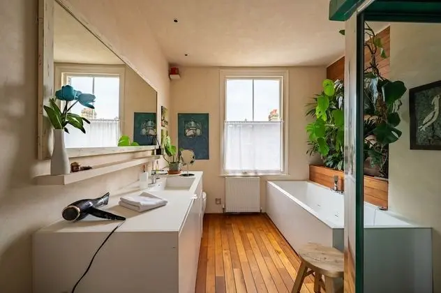 Ev (2 Bedrooms)