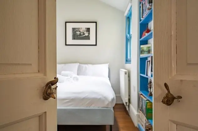 Ev (2 Bedrooms)