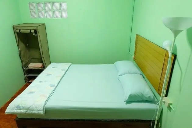 Standard Room with Shared Bathroom