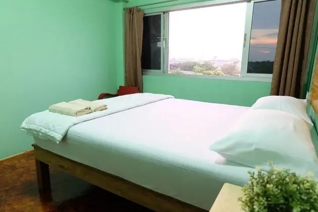 Standard Room with Shared Bathroom