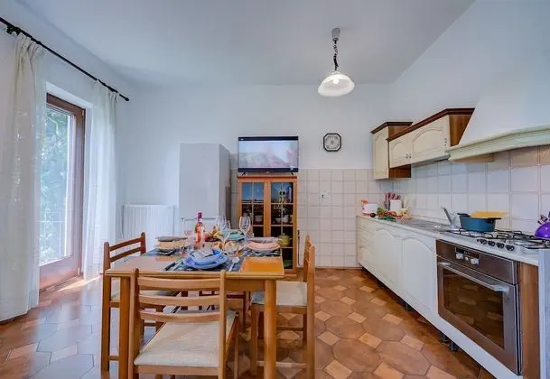 Family Ev, Birden Çok Yatak (Charming La Gelosia Few Min From Lake)