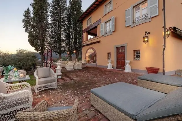 Villa