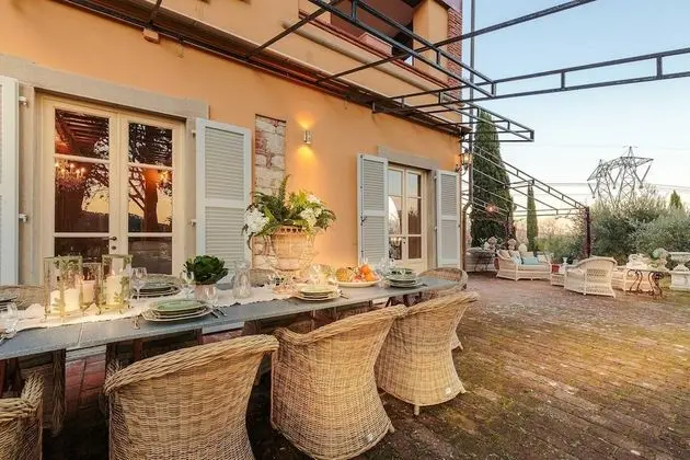 Villa