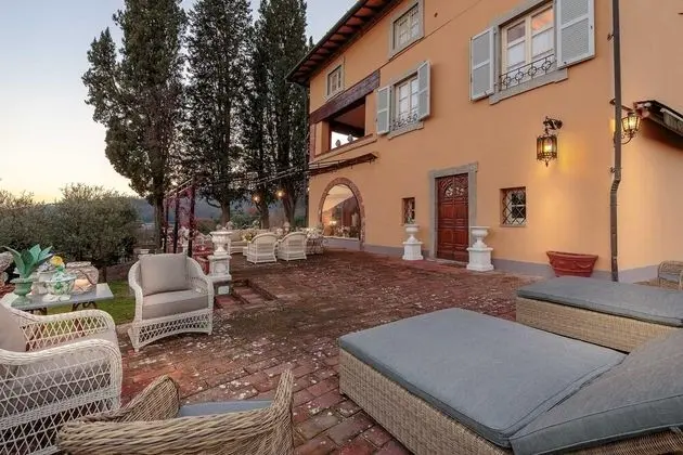 Villa
