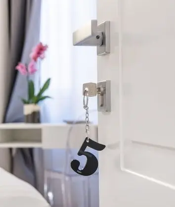 Deluxe Tek Büyük veya İki Ayrı Yataklı Oda