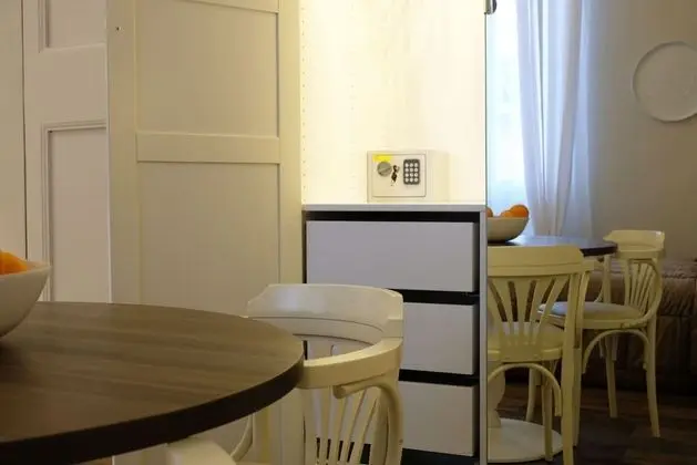 Stüdyo, Sigara İçilmez