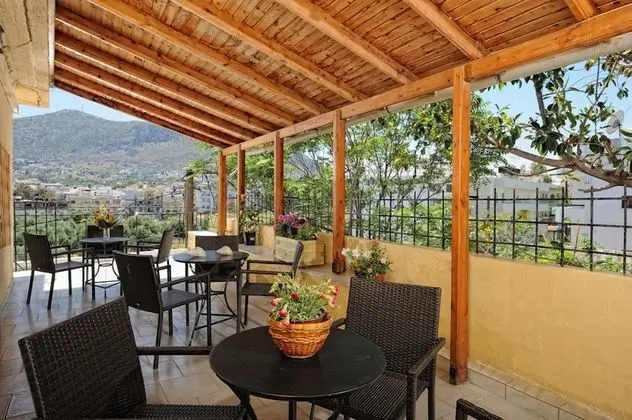 Apart Daire, Sigara İçilebilir, Teras