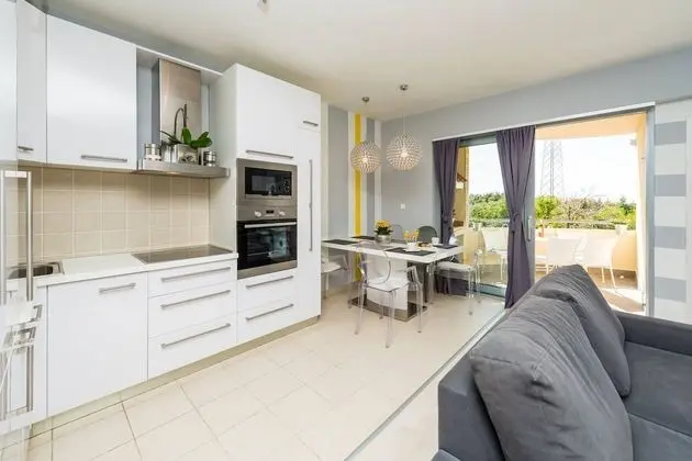 Apart Daire, 2 Büyük (Queen) Boy Yatak