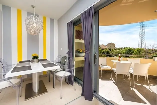 Apart Daire, 2 Büyük (Queen) Boy Yatak