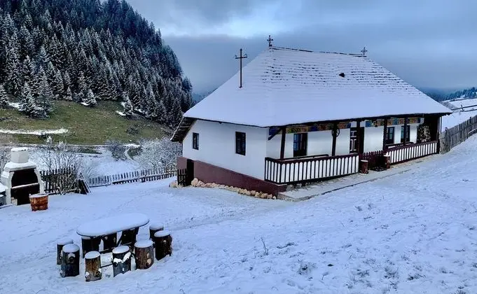 Kır Evi, 2 Büyük (Queen) Boy Yatak