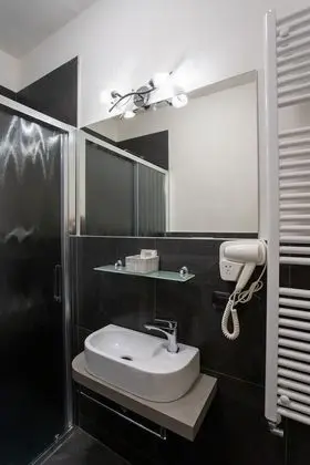 Superior Tek Büyük veya İki Ayrı Yataklı Oda, Kanal Manzaralı