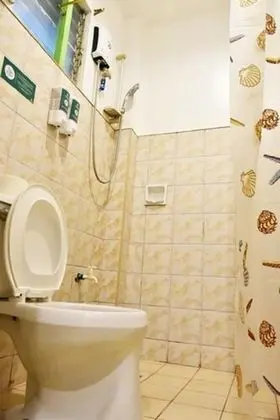 Oda, 2 Büyük (Queen) Boy Yatak