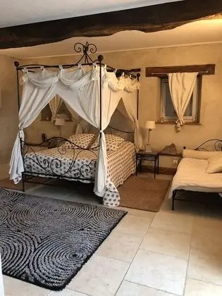Comfort Tek Büyük Yataklı Oda, 1 Çift Kişilik Yatak, Park Manzaralı (Romantique)