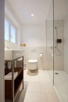 Büyük Yataklı Tek Kişilik Oda