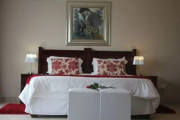 Luxury Tek Büyük veya İki Ayrı Yataklı Oda