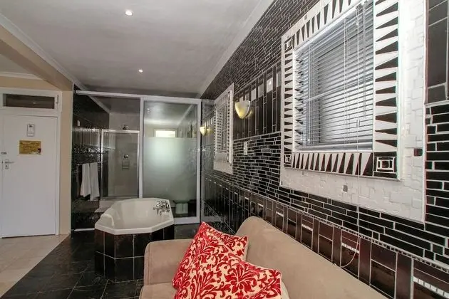 Luxury Tek Büyük veya İki Ayrı Yataklı Oda