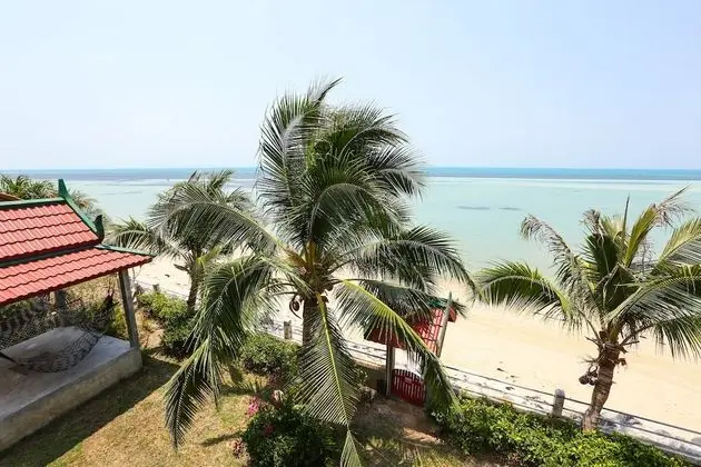 Beachfront Villa 3 Bedrooms