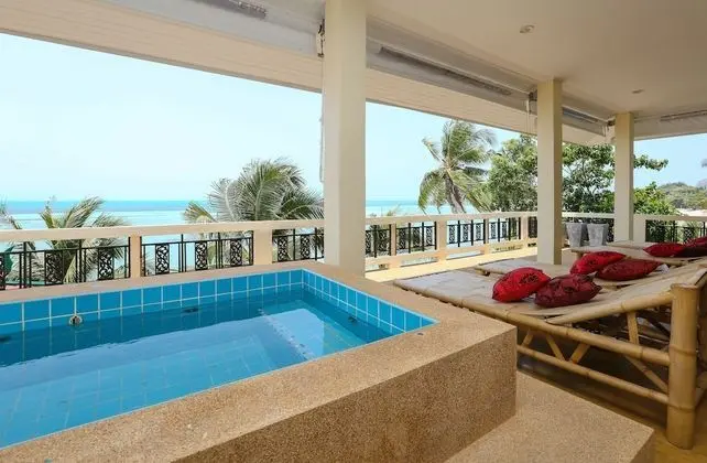 Beachfront Villa 3 Bedrooms