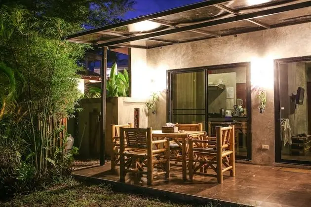 Luxury Villa, 2 Yatak Odası, Bahçeli