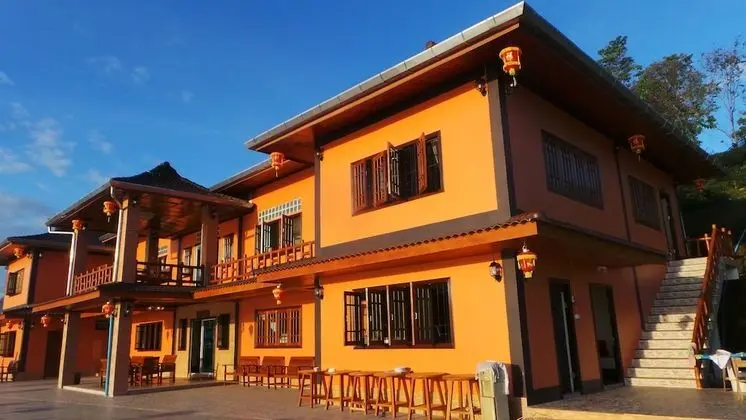 Standard Building (2 People)