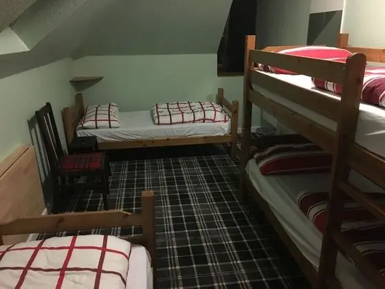 Dört Kişilik Oda, Özel Banyo (Muck Private)