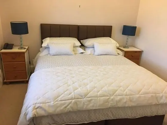 Classic Tek Büyük Yataklı Oda, Banyolu/Duşlu