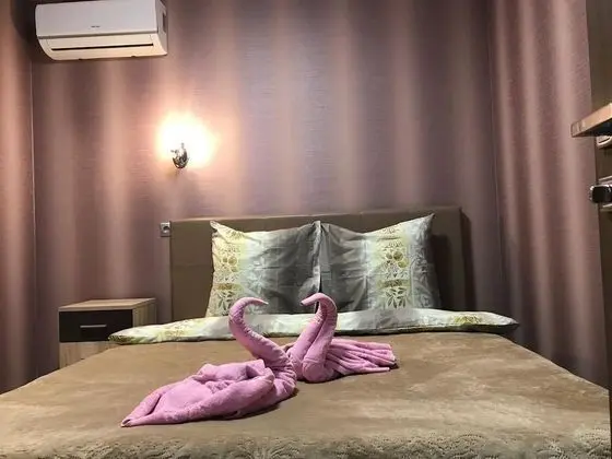 Standard Tek Büyük Yataklı Oda