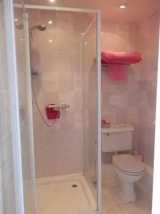 Classic Tek Büyük Yataklı Oda, 1 Çift Kişilik Yatak, Banyolu/Duşlu, Bahçe Manzaralı