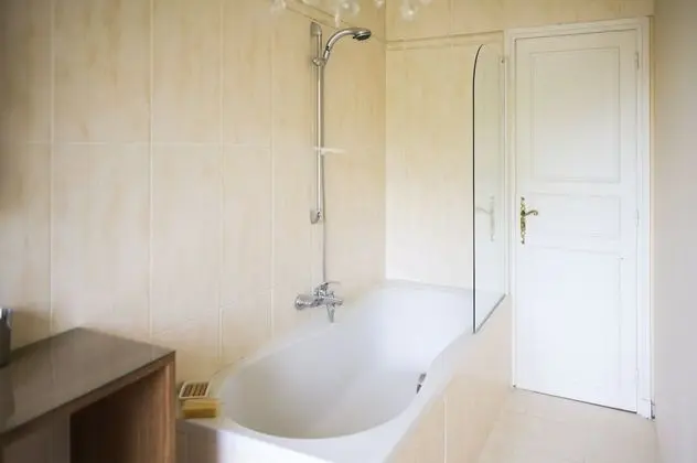 Comfort Tek Büyük Yataklı Oda, Küvet