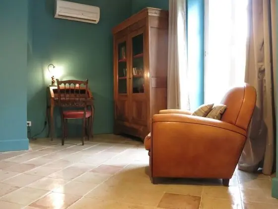 Tek Büyük Yataklı Oda (Chasse à Courre)