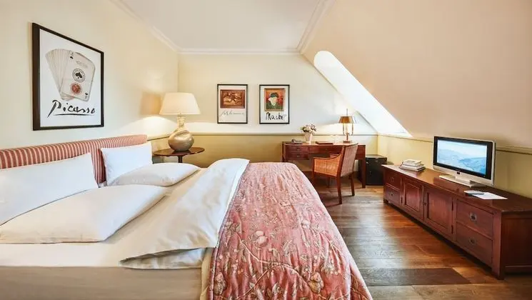 Superior Tek Büyük Yataklı Oda