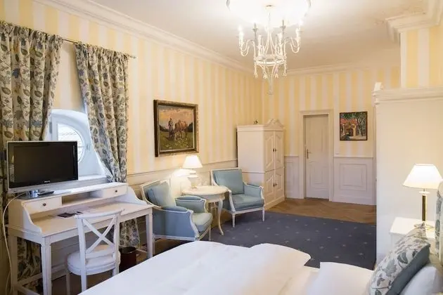 Superior Tek Büyük Yataklı Oda