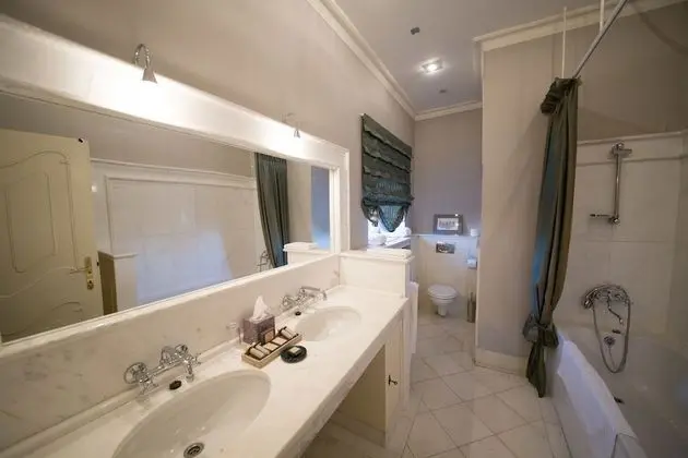 Superior Tek Büyük Yataklı Oda