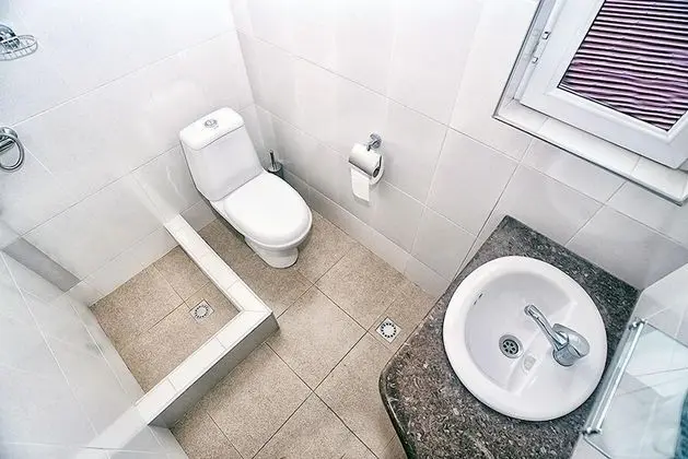 Luxury Tek Büyük Yataklı Oda