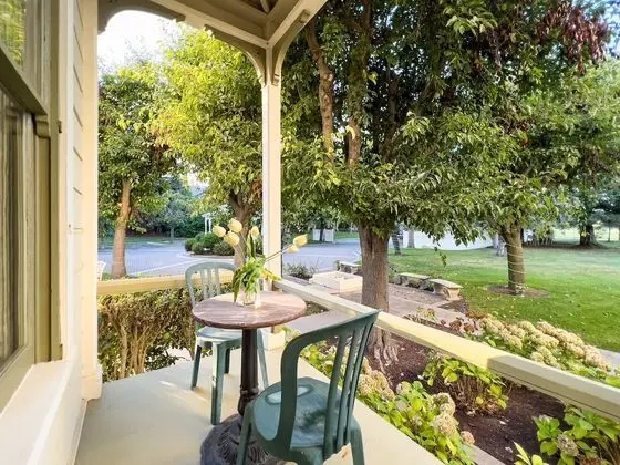 Premium Oda, Avlu Manzaralı